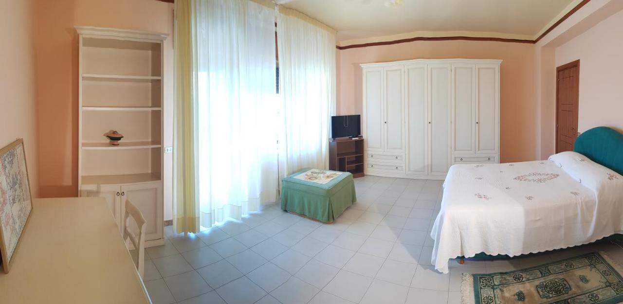 Stylish Apt Terina - Le Lincelle, Lamezia - Bright, Spacious, Elegant And With Terrace Санта-Эуфемия-Ламеция Экстерьер фото