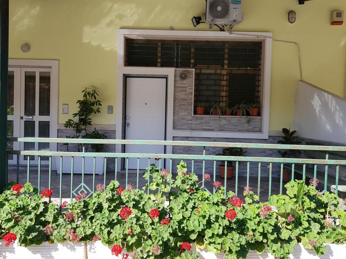 Stylish Apt Terina - Le Lincelle, Lamezia - Bright, Spacious, Elegant And With Terrace Санта-Эуфемия-Ламеция Экстерьер фото